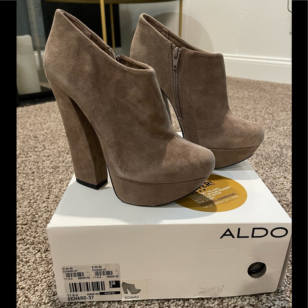 4” heeled booty with 1” platform